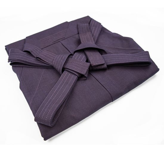 Miyabi Gokujo Hakama - Folded